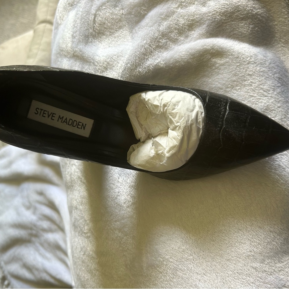 Steve Madden Black Croc-Embossed Heels